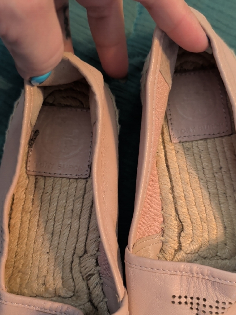 Tory Burch Women’s Pink Perforated Leather Slip-On Espadrilles Size 6 - Picture 8 of 8